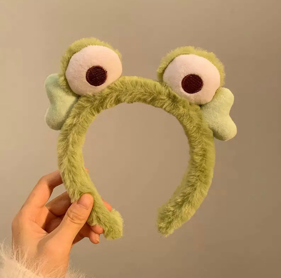 Frog Headband with Big Eyes – Soft Plush Hair Accessory for Kids & Adults