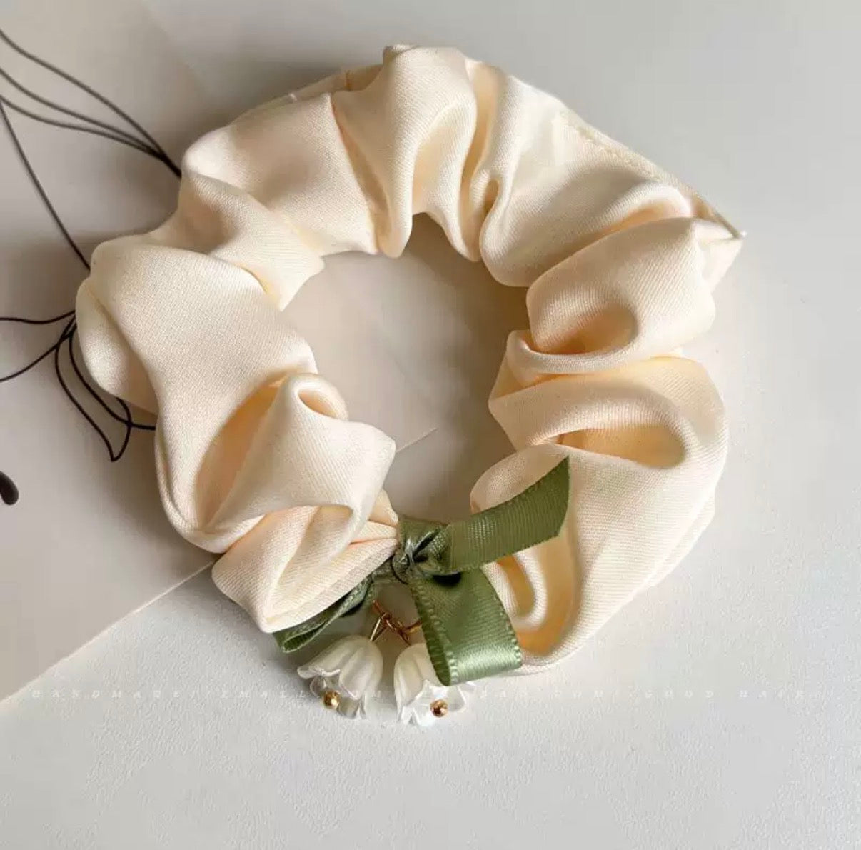 Champagne Satin Scrunchie with Ribbon – Elegant Minimalist Hair Tie