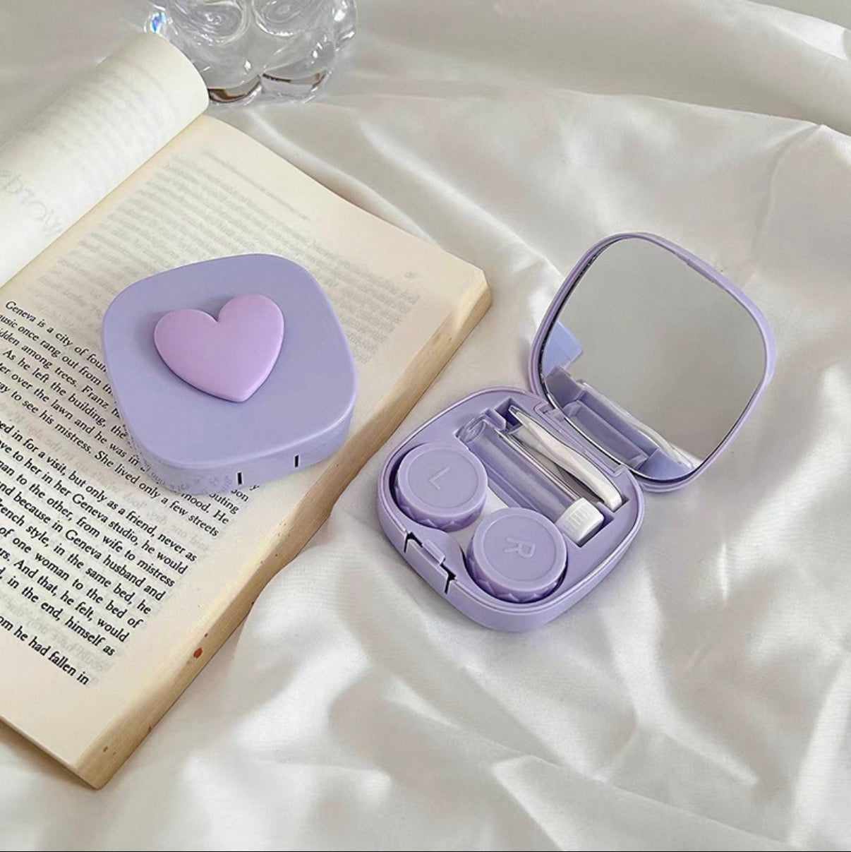 Heart-Shaped Contact Lens Case – Compact Travel Lens Organizer