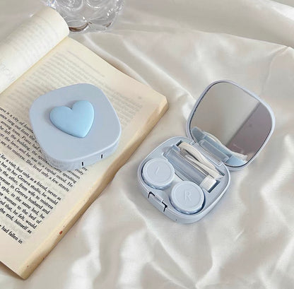 Heart-Shaped Contact Lens Case – Compact Travel Lens Organizer